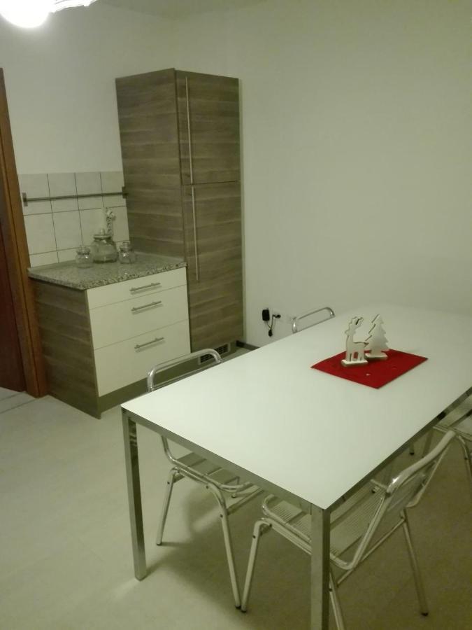 Bed and Breakfast Girasole Grazioli 47 Тренто Экстерьер фото